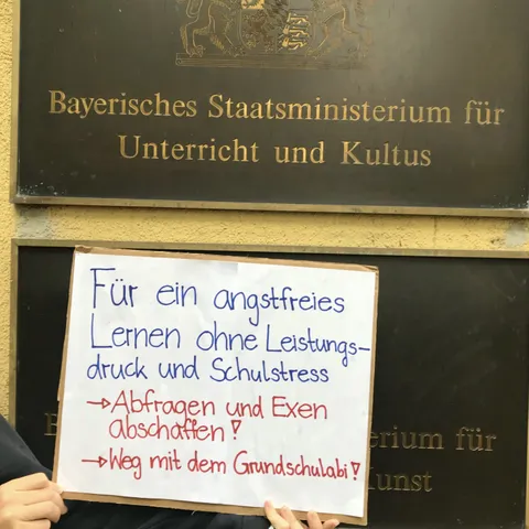 Plakat von Amelie, 10.Klasse Gymnasium